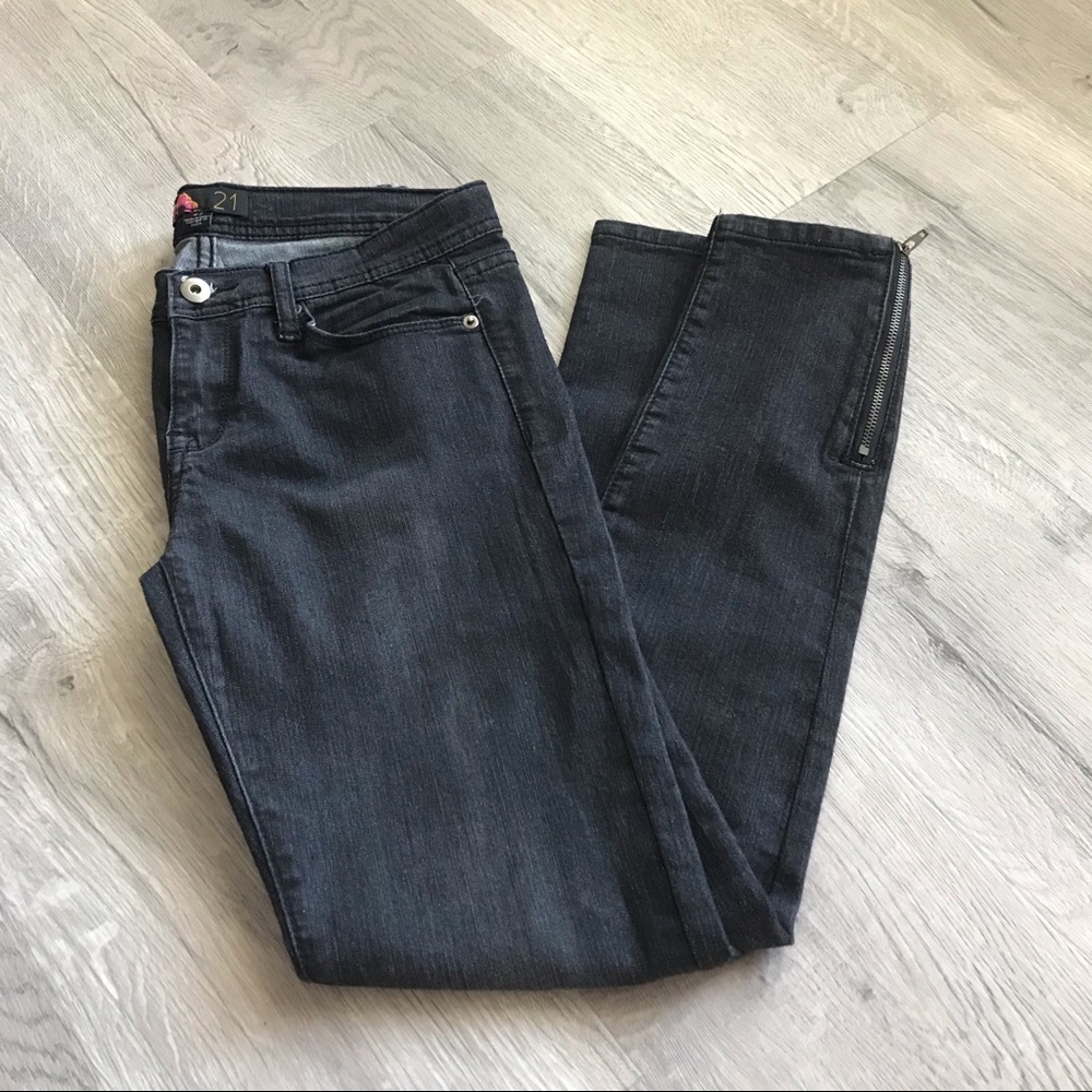 Forever 21 Black Skinny Jeans